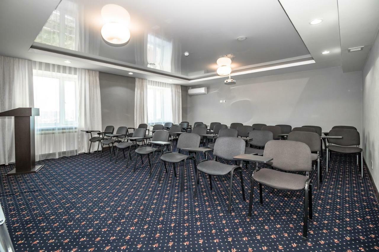 אסטנה Gokai Hotel מראה חיצוני תמונה