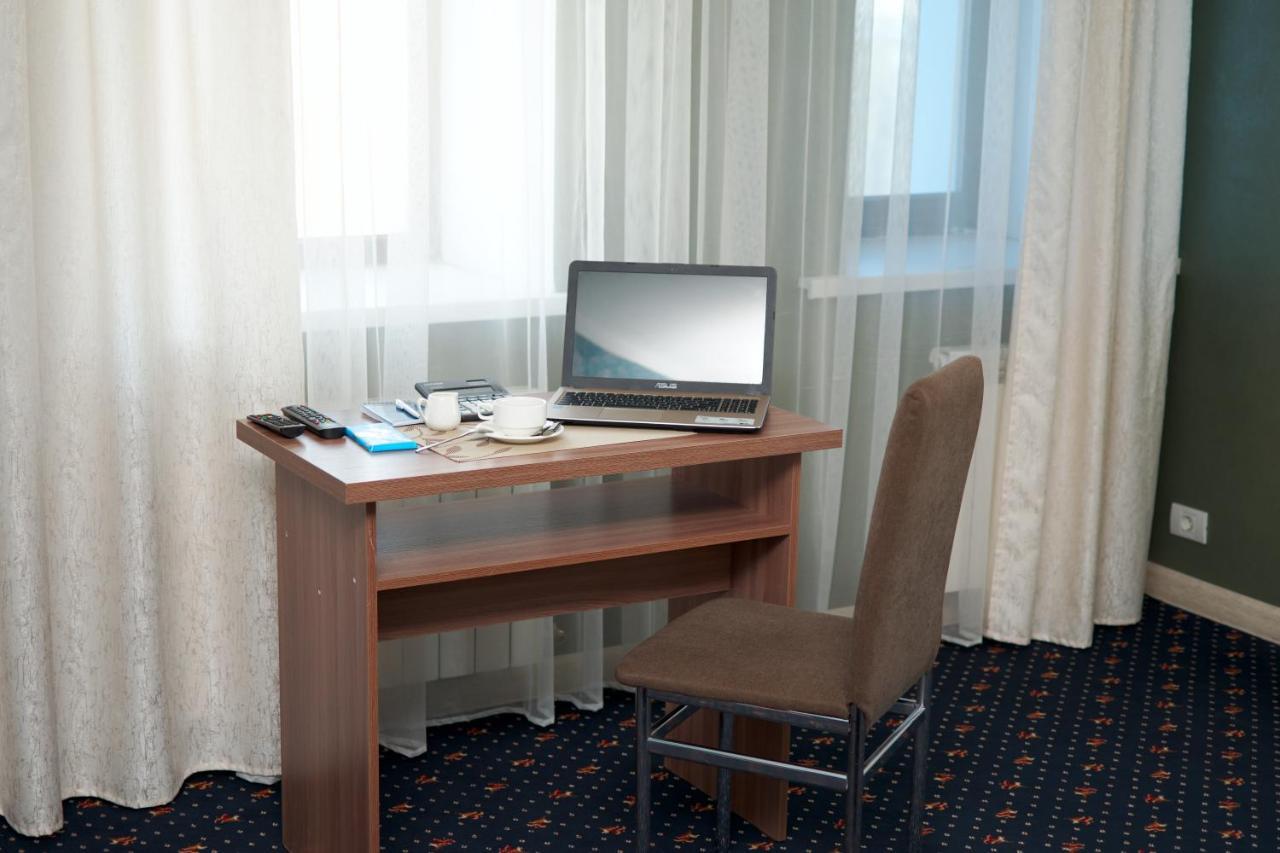 אסטנה Gokai Hotel מראה חיצוני תמונה
