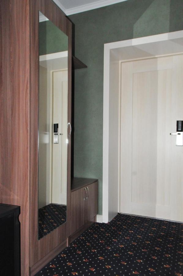 אסטנה Gokai Hotel מראה חיצוני תמונה