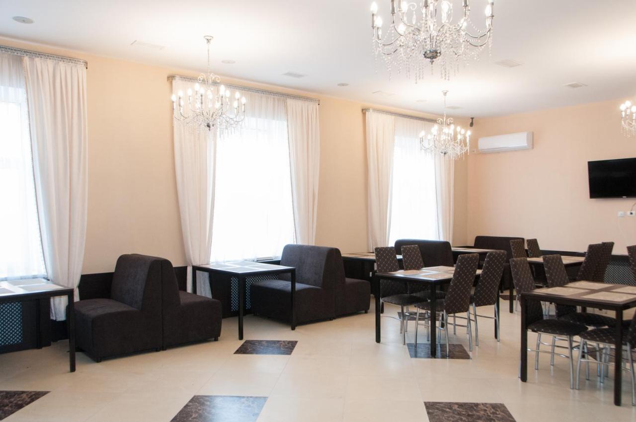 אסטנה Gokai Hotel מראה חיצוני תמונה