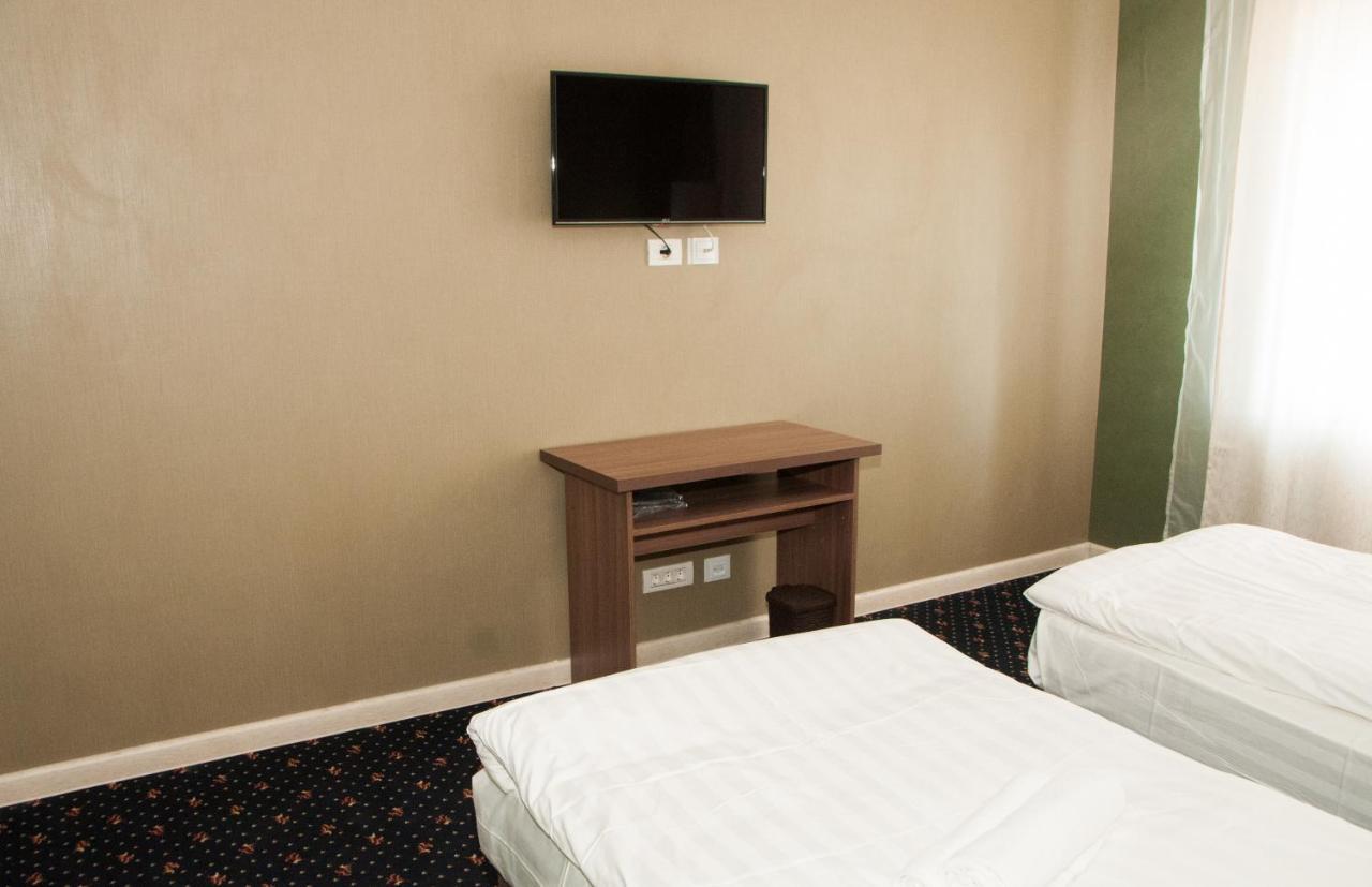 אסטנה Gokai Hotel מראה חיצוני תמונה